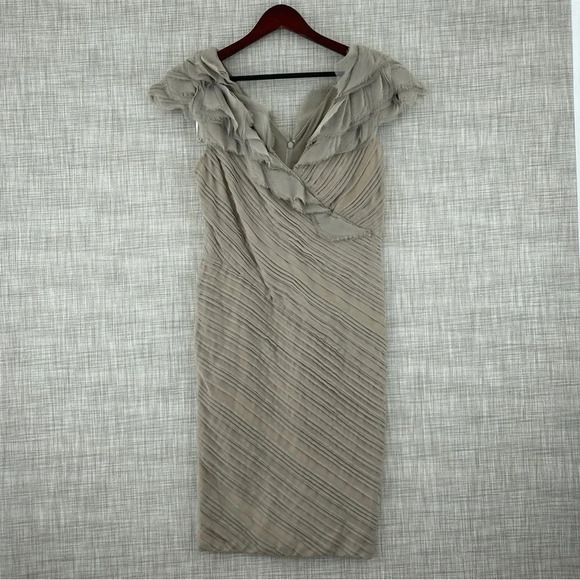 NWT Tadashi Shoji size 8 100% Silk contrast layered dress 0443 - Picture 1 of 13